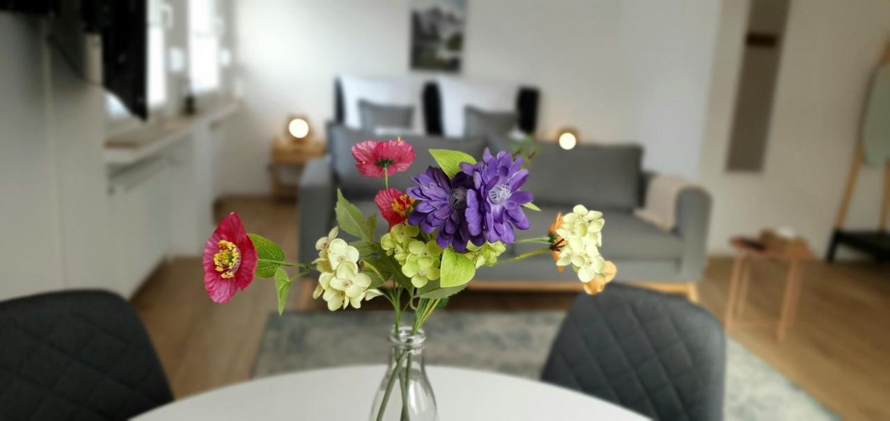 Citychalet-Uni- Boxspringbett Kueche-Ruhig-Parkplatz โบคุห์ม ภายนอก รูปภาพ