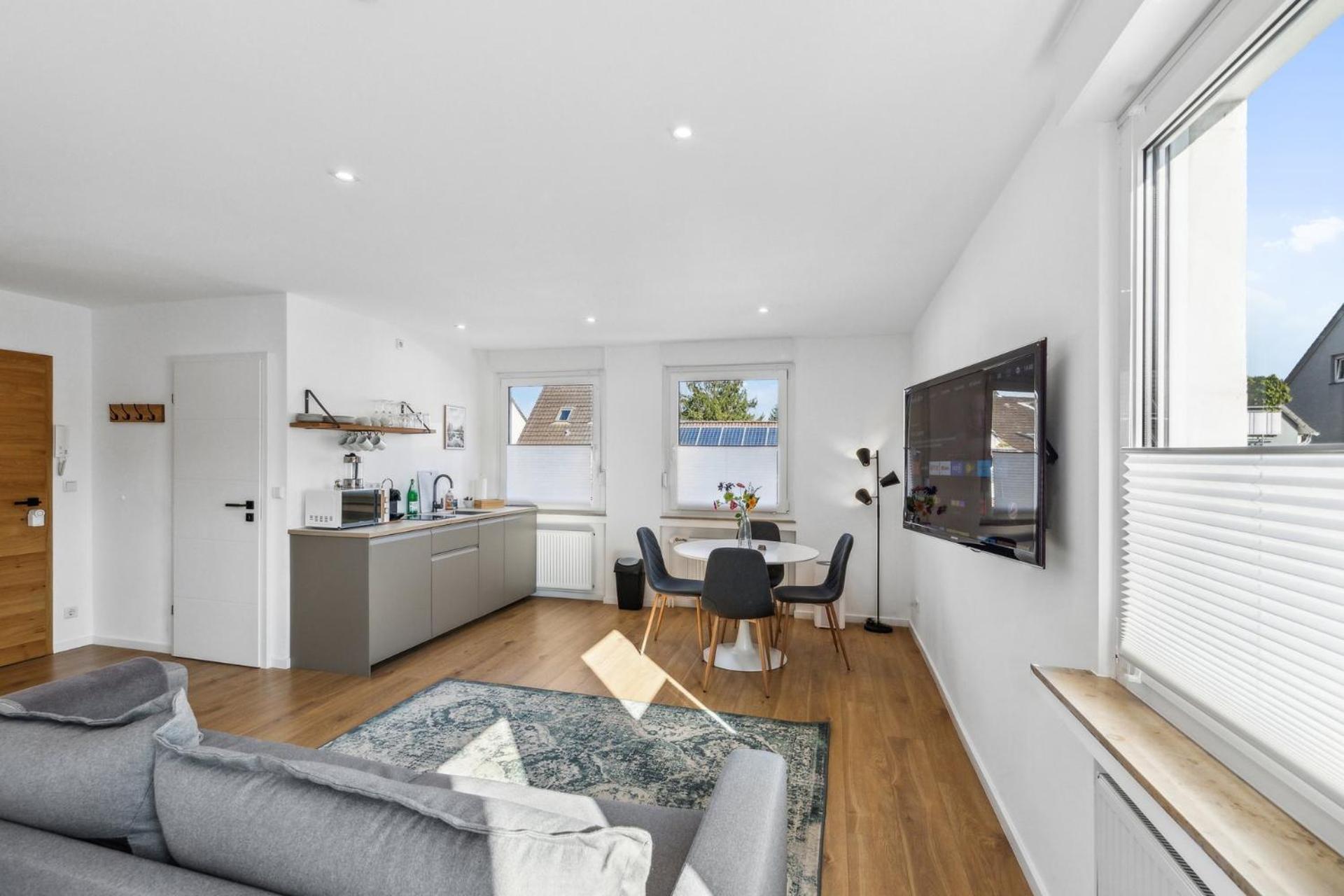 Citychalet-Uni- Boxspringbett Kueche-Ruhig-Parkplatz โบคุห์ม ภายนอก รูปภาพ