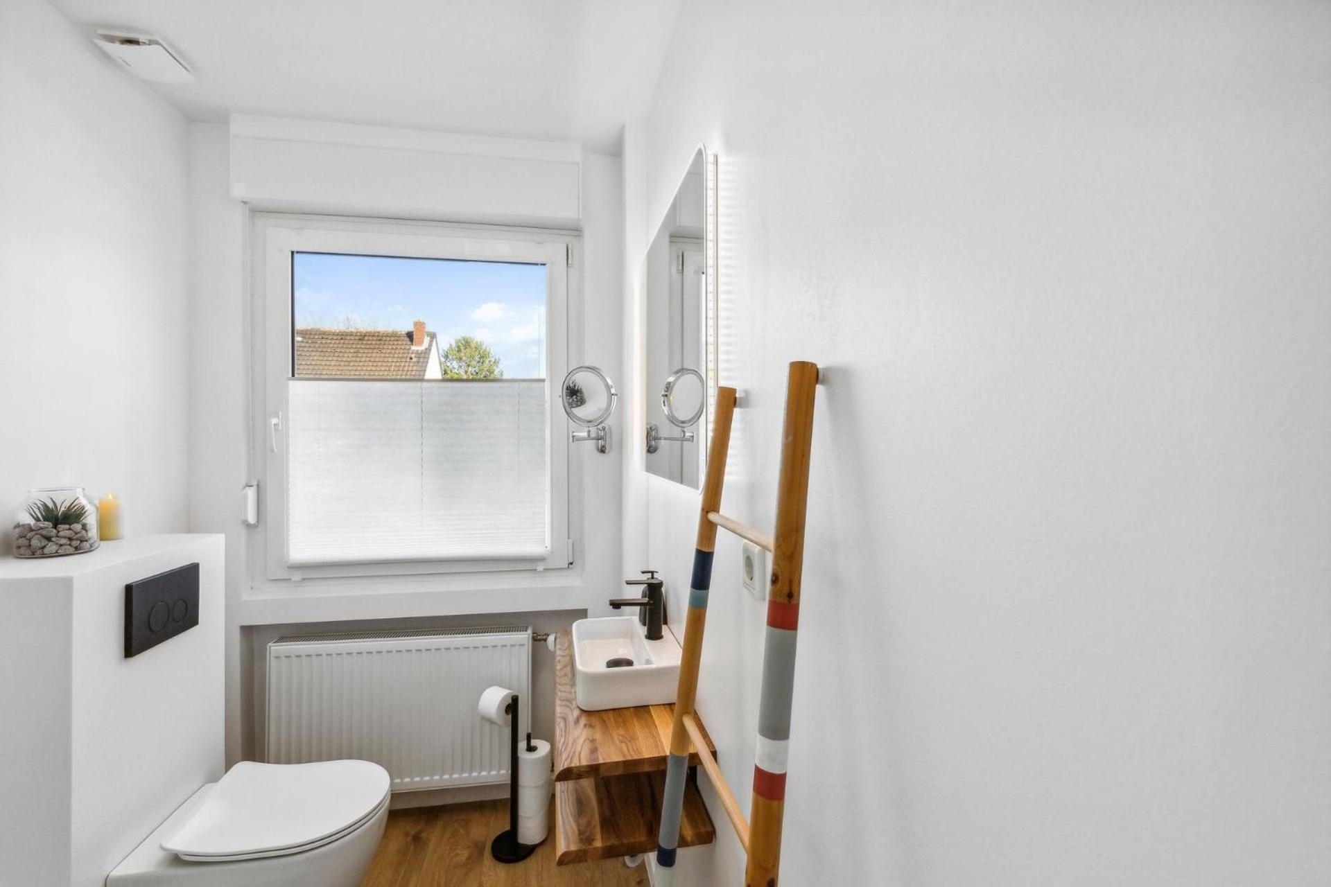 Citychalet-Uni- Boxspringbett Kueche-Ruhig-Parkplatz โบคุห์ม ภายนอก รูปภาพ
